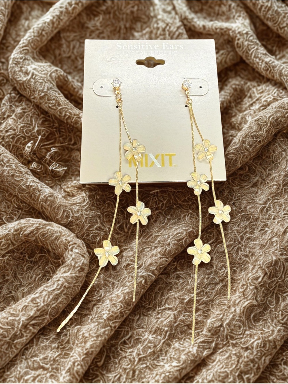 💛MIXIT💛Gold-Tone Floral Threader Earrings with Dangling Flowers/NWT